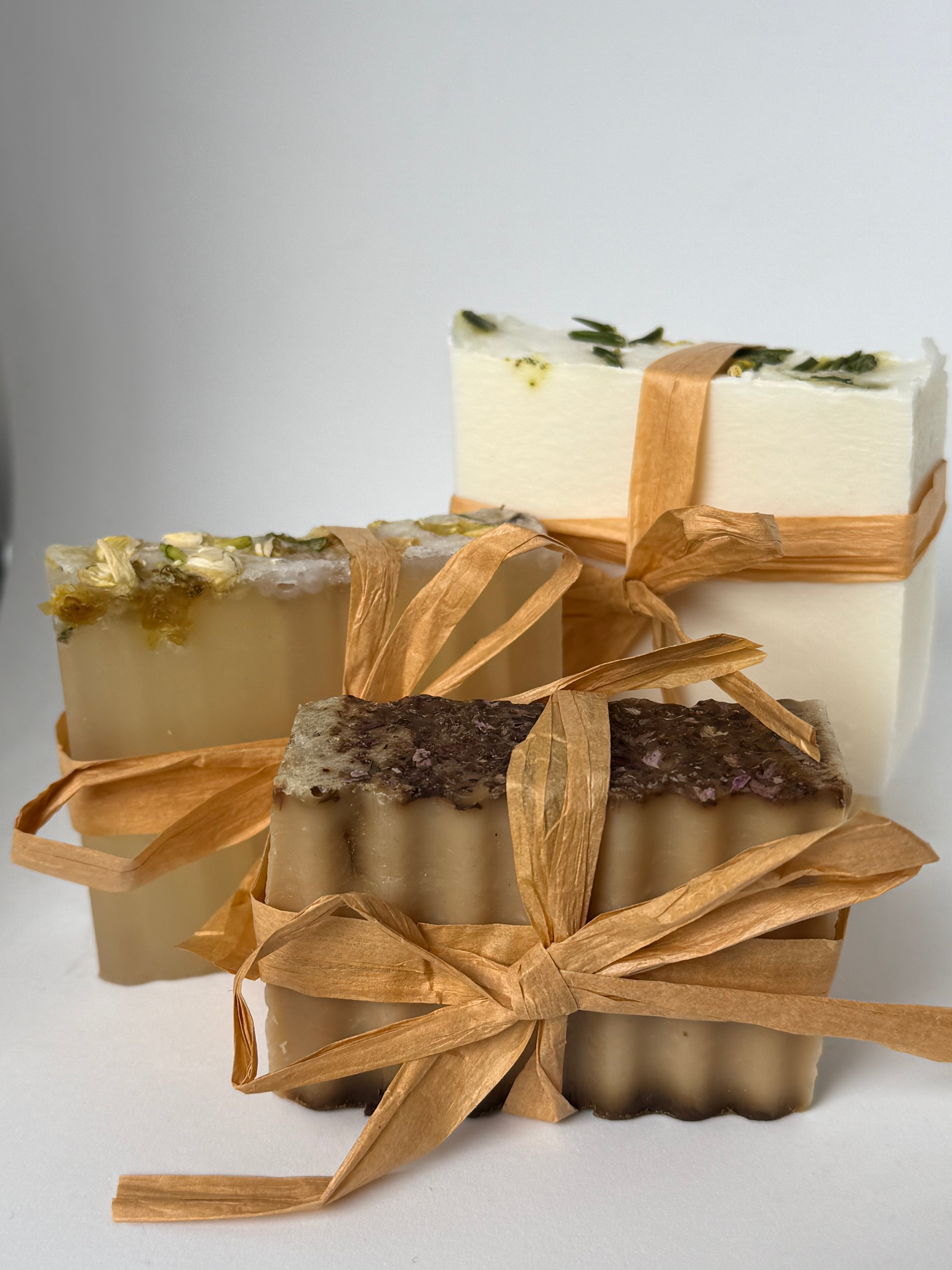 MA’ARGAN Desert Bloom — Damask Rose Soothing Cleansing Bar
Goat Milk • Rose • Lily • Almond Oil